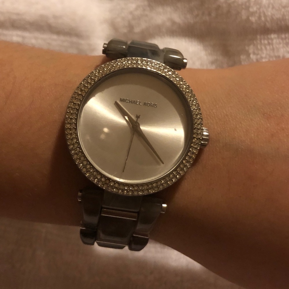 MK WATCH